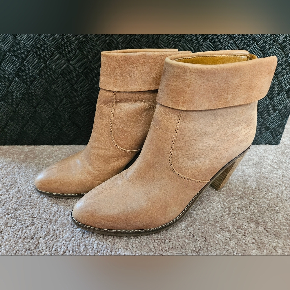 Lucky Brand Tan Leather Ankle Boots